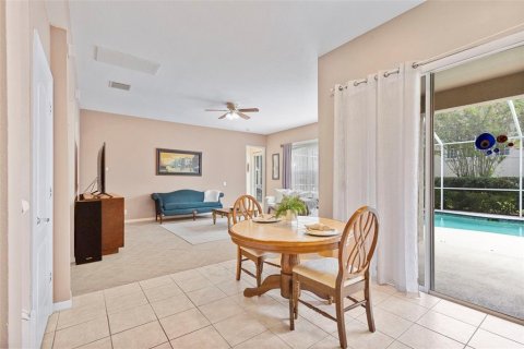 Casa en venta en Tampa, Florida, 5 dormitorios, 299.24 m2 № 2215869 - foto 18