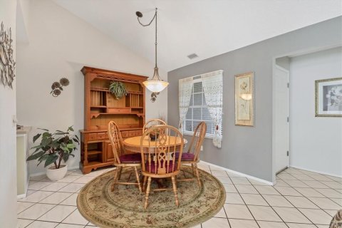 House in Bradenton, Florida 3 bedrooms, 128.76 sq.m. № 1541767 - photo 8