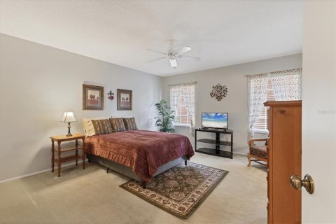 House in Bradenton, Florida 3 bedrooms, 128.76 sq.m. № 1541767 - photo 15