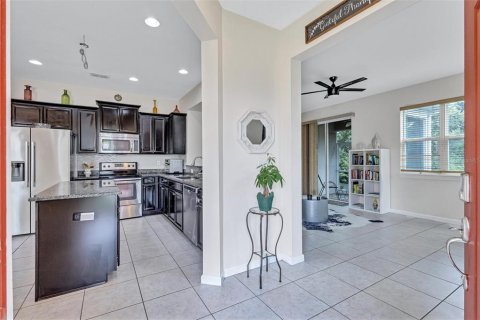Touwnhouse à vendre à Bradenton, Floride: 3 chambres, 163.04 m2 № 2266259 - photo 11