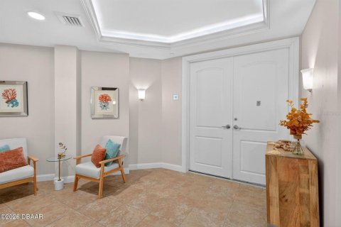 Condo in Daytona Beach Shores, Florida, 2 bedrooms № 2259545 - photo 14