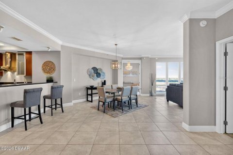Condo in Daytona Beach Shores, Florida, 2 bedrooms № 2259545 - photo 20