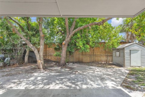 House in Miramar, Florida 3 bedrooms, 106.65 sq.m. № 1760786 - photo 24