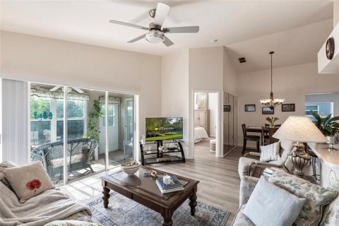 House in Punta Gorda, Florida 2 bedrooms, 129.04 sq.m. № 1650220 - photo 11