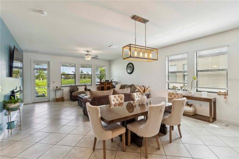 Villa ou maison à vendre à Sun City Center, Floride: 5 chambres, 356.19 m2 № 1855529 - photo 9