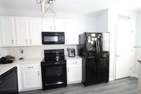 Adosado en alquiler en Davenport, Florida, 3 dormitorios, 160.16 m2 № 1765614 - foto 3
