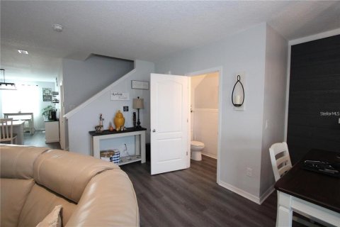 Adosado en alquiler en Davenport, Florida, 3 dormitorios, 160.16 m2 № 1765614 - foto 8