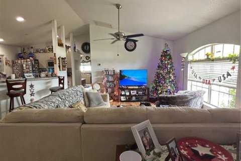 Villa ou maison à vendre à North Port, Floride: 3 chambres, 127.46 m2 № 2215161 - photo 6