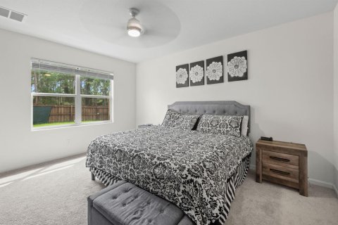 House in Port St. Lucie, Florida 4 bedrooms, 178 sq.m. № 2383041 - photo 14