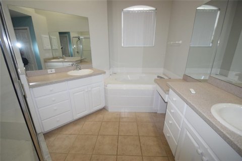 Condominio en alquiler en Lakeland, Florida, 3 dormitorios, 150.13 m2 № 1894545 - foto 5