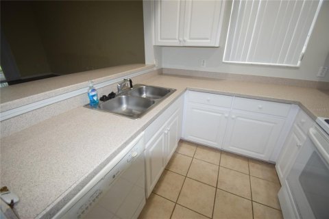 Condominio en alquiler en Lakeland, Florida, 3 dormitorios, 150.13 m2 № 1894545 - foto 6