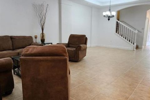 Touwnhouse à vendre à Davenport, Floride: 4 chambres, 182.83 m2 № 1848598 - photo 8