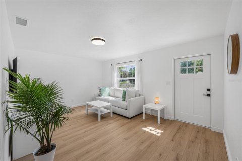 Villa ou maison à vendre à Saint Petersburg, Floride: 3 chambres, 97.55 m2 № 2428931 - photo 7
