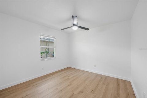 Villa ou maison à vendre à Saint Petersburg, Floride: 3 chambres, 97.55 m2 № 2428931 - photo 29