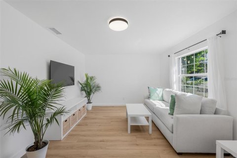 Villa ou maison à vendre à Saint Petersburg, Floride: 3 chambres, 97.55 m2 № 2428931 - photo 3
