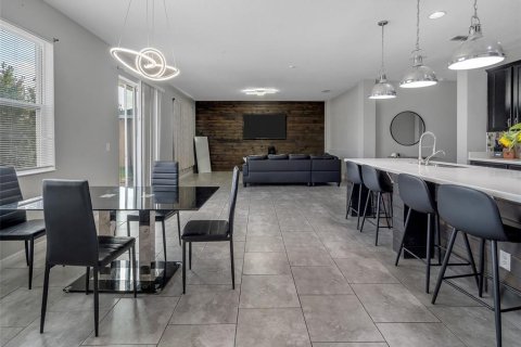 Casa en venta en Davenport, Florida, 5 dormitorios, 248.79 m2 № 2157928 - foto 5