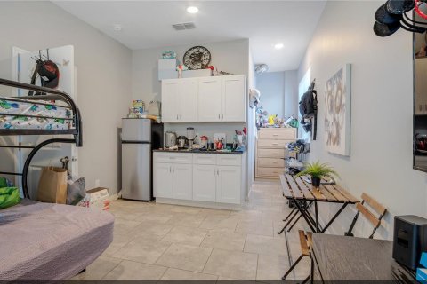 Casa en venta en Davenport, Florida, 5 dormitorios, 248.79 m2 № 2157928 - foto 20