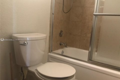Copropriété à louer à Plantation, Floride: 1 chambre, 87.33 m2 № 1946637 - photo 10