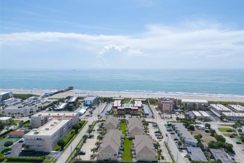 Townhouse in Cocoa Beach, Florida 3 bedrooms, 155.52 sq.m. № 1916077 - photo 26