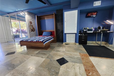 Condominio en venta en North Miami, Florida, 56.86 m2 № 2013780 - foto 23