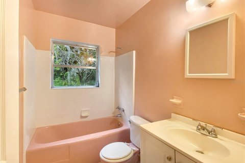House in Gainesville, Florida 4 bedrooms, 159.05 sq.m. № 1244497 - photo 15