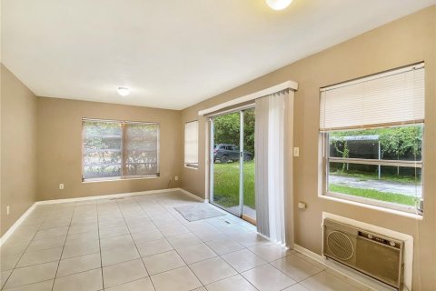 House in Gainesville, Florida 4 bedrooms, 159.05 sq.m. № 1244497 - photo 9