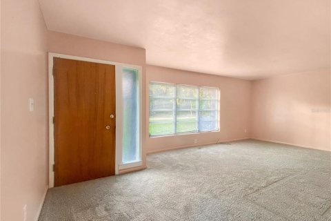 House in Gainesville, Florida 4 bedrooms, 159.05 sq.m. № 1244497 - photo 4