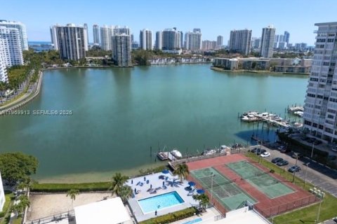 Condo in Aventura, Florida, 1 bedroom  № 2030702 - photo 22