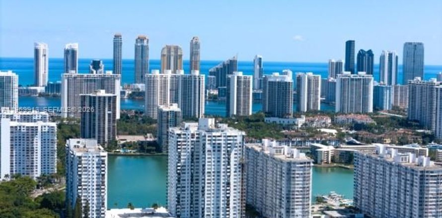 Condo in Aventura, Florida, 1 bedroom  № 2030702