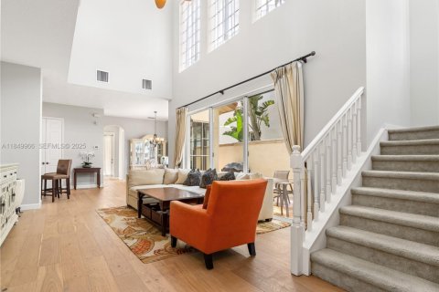 House in Palm Beach Gardens, Florida 3 bedrooms, 207.64 sq.m. № 2038703 - photo 7