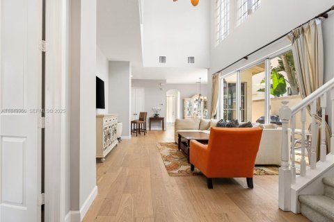 House in Palm Beach Gardens, Florida 3 bedrooms, 207.64 sq.m. № 2038703 - photo 4