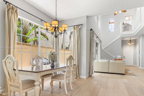 House in Palm Beach Gardens, Florida 3 bedrooms, 207.64 sq.m. № 2038703 - photo 8