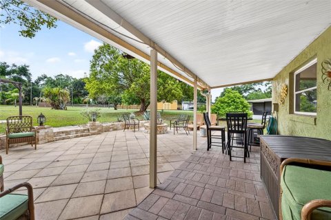 House in Zephyrhills, Florida 2 bedrooms, 113.53 sq.m. № 2230887 - photo 29