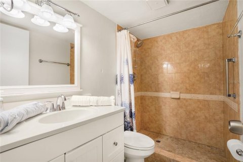 Condo in Sarasota, Florida, 2 bedrooms  № 2230416 - photo 26