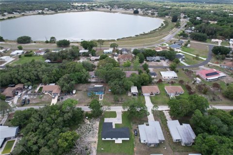 House in Avon Park, Florida 3 bedrooms, 139.35 sq.m. № 2231307 - photo 24