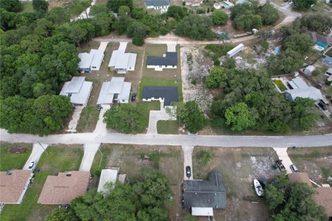 House in Avon Park, Florida 3 bedrooms, 139.35 sq.m. № 2231307 - photo 22