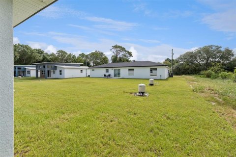 House in Avon Park, Florida 3 bedrooms, 139.35 sq.m. № 2231307 - photo 19