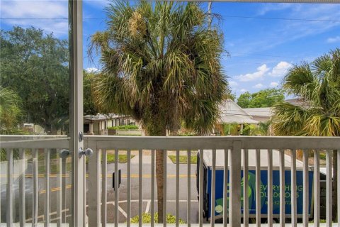 Copropriété à vendre à Tampa, Floride: 2 chambres, 115.2 m2 № 2410151 - photo 29
