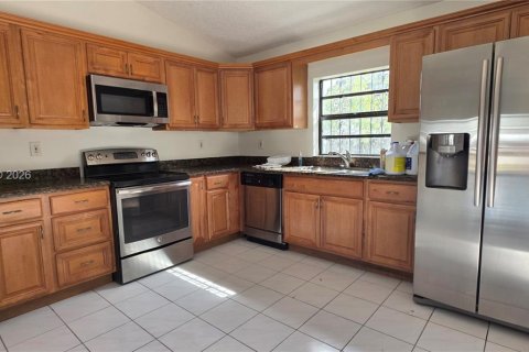 House in Miami, Florida 3 bedrooms, 120.31 sq.m. № 2000427 - photo 23