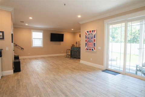 Casa en venta en Palm Harbor, Florida, 4 dormitorios, 313.36 m2 № 1918286 - foto 6