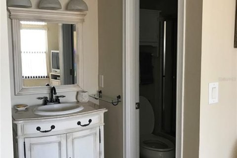 Condominio en alquiler en Sarasota, Florida, 2 dormitorios, 113.71 m2 № 625218 - foto 9