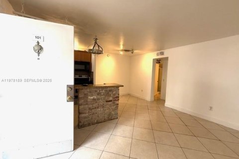 Appartement à louer à North Bay Village, Floride: 1 chambre, 57.6 m2 № 2043787 - photo 6
