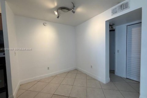 Appartement à louer à North Bay Village, Floride: 1 chambre, 57.6 m2 № 2043787 - photo 10