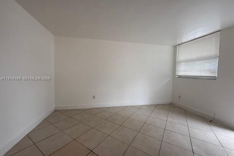 Appartement à louer à North Bay Village, Floride: 1 chambre, 57.6 m2 № 2043787 - photo 9
