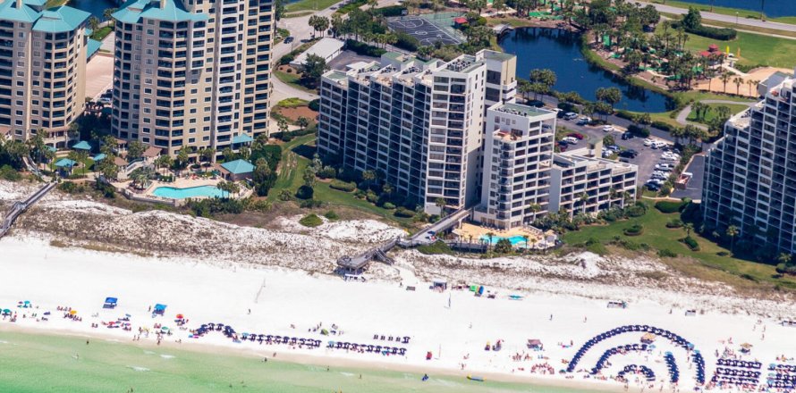 Condominio en Miramar Beach, Florida, 3 dormitorios № 560550