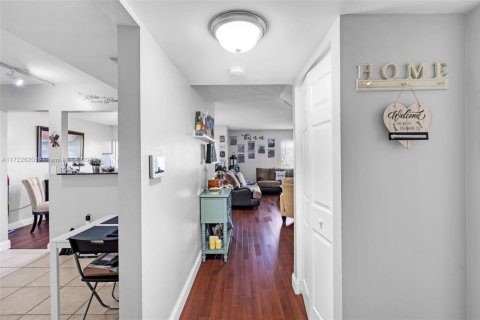 Condo in Plantation, Florida, 3 bedrooms  № 1473311 - photo 7
