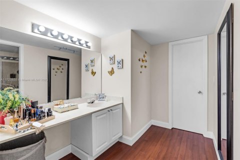 Condo in Plantation, Florida, 3 bedrooms  № 1473311 - photo 22