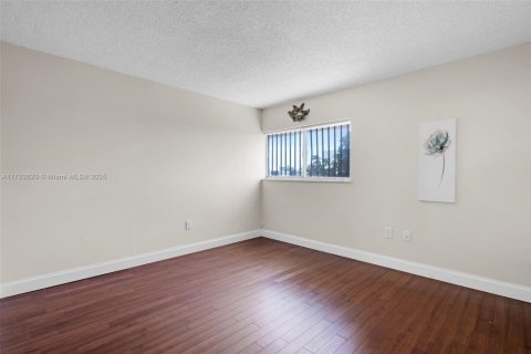 Condo in Plantation, Florida, 3 bedrooms  № 1473311 - photo 26
