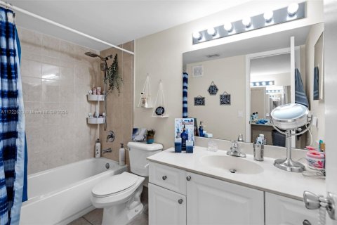 Condo in Plantation, Florida, 3 bedrooms  № 1473311 - photo 24