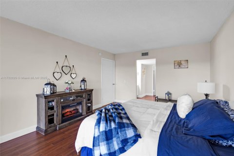 Condo in Plantation, Florida, 3 bedrooms  № 1473311 - photo 20